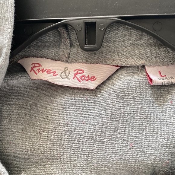 Juniors large flannel top - Picture 5 of 5